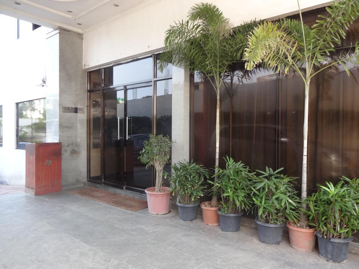 Hotel Grand Palace Chennai Eksteriør billede